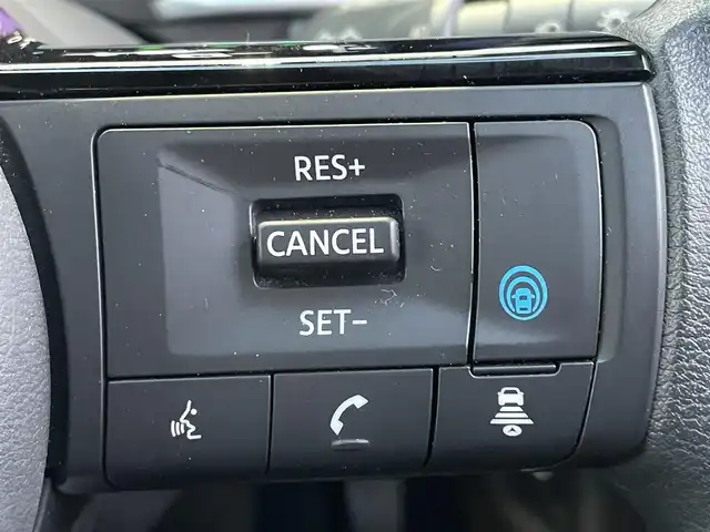 日産 ノート X 福岡県 2021(令3)年 1.7万km ダークメタルグレー プロパイロット /全周囲カメラ /純正ナビ　/フルセグTV /デジタルインナーミラー/ACC/LDW/エマージェンシーブレーキ /ワイヤレス充電 /HDMI入力 /USB /Bluetooth /ステアリングスイッチ/電格ミラー/スマートキー/プッシュスタート