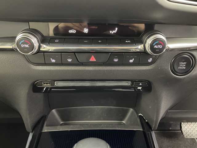 マツダ ＣＸ－３０ X プロアクティブツーリングセレクション 鹿児島県 2019(令1)年 0.9万km ジェットブラックマイカ 純正ナビ/（フルセグ/Bluetooth/DVD/CD）　/全方位カメラ　/ドライブレコーダー　/ＥＴＣ　/シートヒーター　/衝突軽減ブレーキ　/レーダークルーズコントロール　/ＬＥＤライト/オートライト　/フォグライト　/ヘッドアップディスプレイ　/メモリーシート　/ブラインドスポットモニター/電動リアゲート/D席パワーシート/オートハイビーム/ハンドルヒーター