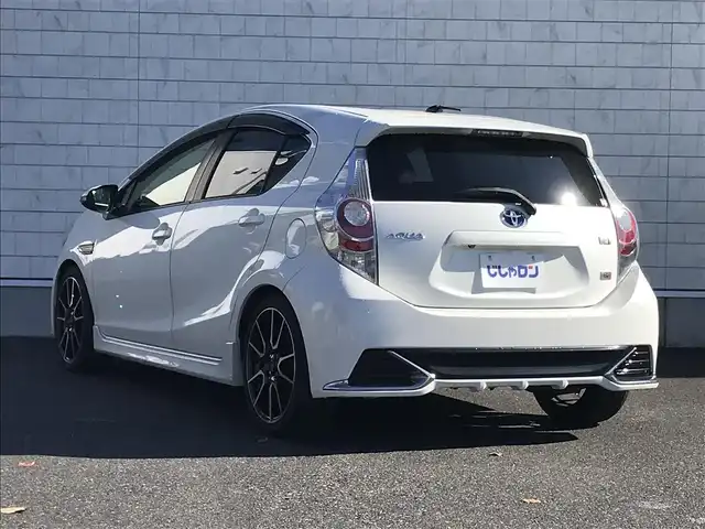 トヨタ アクア G G’s 栃木県 2014(平26)年 8.8万km ライムホワイトパールクリスタルシャイン (株)IDOMが運営する【じしゃロン小山店】の自社ローン対象車両になります。こちらは現金ご利用時の価格です。/自社ローンご希望の方は別途その旨お申付け下さい。//禁煙車/純正フルセグナビ/（CD/DVD/AM/FMラジオ）/(Bluetooth)/スマートキー/プッシュスタート/バックカメラ/ＥＴＣ/シートヒーター/ステアリングリモコン/電動格納ドアミラー/パワーウインドウ/オートライト/防眩ミラー