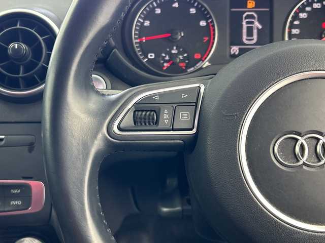 アウディ Ａ１ SB 1．0TFSI 奈良県 2016(平28)年 2.7万km グレイシアホワイトメタリック 純正ナビ/Bluetooth CD フルセグTV/バックカメラ/LEDヘッドライト/純正15インチAW/コーナーセンサー/アイドリングストップ/オートライト/ETC