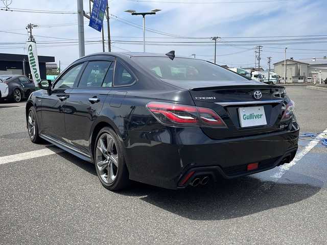 トヨタ クラウン ハイブリッド RS Four 新潟県 2019(平31)年 4.6万km プレシャスブラックパール 純正ナビ/フルセグＴＶ/衝突軽減ブレーキ/夏冬タイヤ/エンジンスターター/ＥＴＣ/寒冷地仕様/クルーズコントロール/バックカメラ/コーナーセンサー/オートハイビーム/ドライブレコーダー/パワーシート/LEDヘッドライト/フォグランプ/シーケンシャルウィンカー/ウィンカーミラー/電格ミラー/ドアバイザー