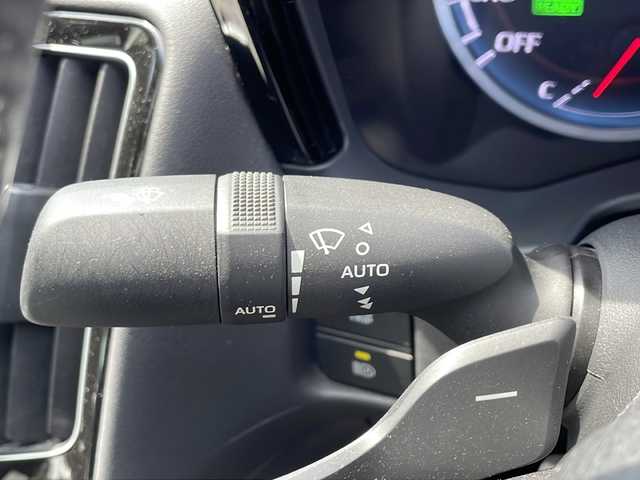 トヨタ クラウン ハイブリッド RS Four 新潟県 2019(平31)年 4.6万km プレシャスブラックパール 純正ナビ/フルセグＴＶ/衝突軽減ブレーキ/夏冬タイヤ/エンジンスターター/ＥＴＣ/寒冷地仕様/クルーズコントロール/バックカメラ/コーナーセンサー/オートハイビーム/ドライブレコーダー/パワーシート/LEDヘッドライト/フォグランプ/シーケンシャルウィンカー/ウィンカーミラー/電格ミラー/ドアバイザー
