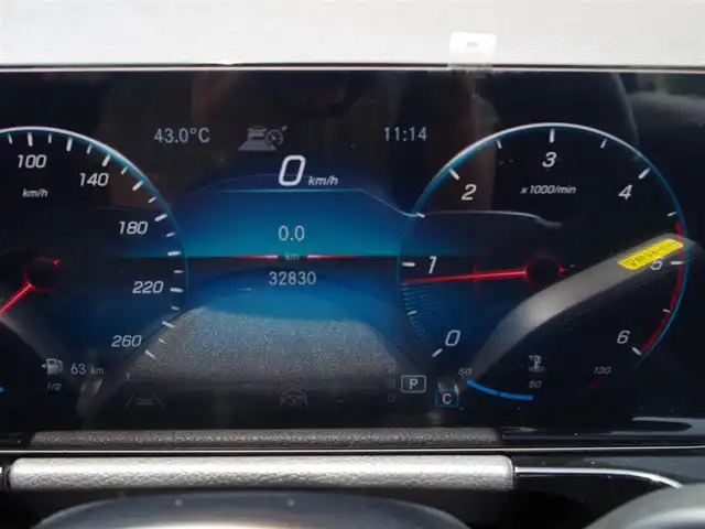 メルセデス・ベンツ ＧＬＡ２００ｄ 4マチック 埼玉県 2020(令2)年 3.3万km デジタルホワイト ブラックハーフレザーシート/レーダーセーフティパッケージ/レーンキープアシス/ブラインドスポットモニター/全周囲カメラ /パークセンサー /COMANDシステム /ETC2.0 /シートヒーター /純正18インチアルミホイール