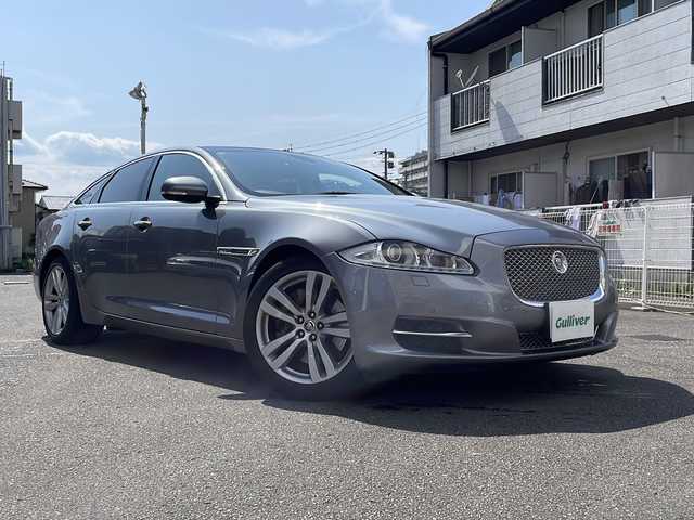 ジャガー ＸＪ 宮崎県 2010(平22)年 11.5万km グレー 純正ナビ/バックカメラ/ETC/サンルーフ/ベージュレザーシート/パワーシート/USB/Bluetooth/スペアキー