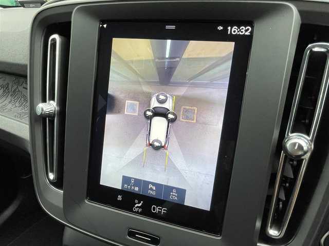 ボルボ ＸＣ４０ T4 石川県 2019(令1)年 3万km 白 衝突軽減ブレーキ/アダプティブクルーズコントロール/ブラインドスポットモニター/レーンキープアシスト/純正ナビ　/ＡｐｐｌｅＣａｒＰｌａｙ/３６０カメラ/クリアランスソナー/ＬＥＤヘッドライト