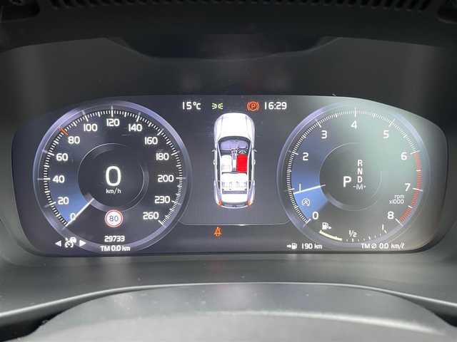 ボルボ ＸＣ４０ T4 石川県 2019(令1)年 3万km 白 衝突軽減ブレーキ/アダプティブクルーズコントロール/ブラインドスポットモニター/レーンキープアシスト/純正ナビ　/ＡｐｐｌｅＣａｒＰｌａｙ/３６０カメラ/クリアランスソナー/ＬＥＤヘッドライト