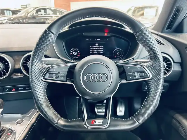 アウディ ＴＴクーペ 2．0 TFSI Sラインパック 大阪府 2016(平28)年 5.2万km パール バーチャルコックピット/ハーフレザー/純正ナビ/TV/純正18インチAW/マトリクスLED/パドルシフト/ETC
