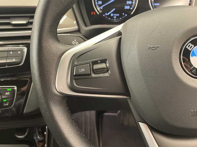 ＢＭＷ Ｘ１ xDrive 18d xライン 岡山県 2020(令2)年 6.2万km アルピンホワイトⅢ 【純正ｉＤｒｉｖｅ/リアカメラ/衝突警告/歩行者警告/車線逸脱警告/Ｂｌｕｅｔｏｏｔｈ/ＵＳＢ/オートライト/ＬＥＤヘッドライト/ヒルディセントコントロール/ＥＴＣ（ミラー一体型）/オートエアコン/オートワイパー/パワーテールゲート/電子シフト/インテリアライト/PDC自動起動/パーキングベンチレーション/SOSコール