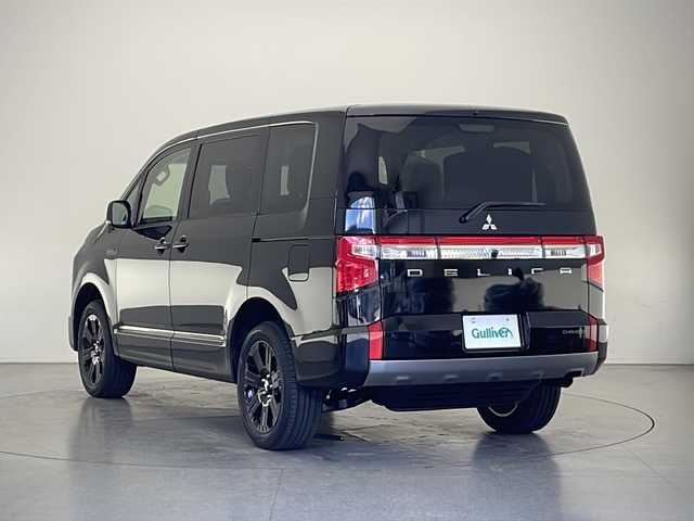 三菱 デリカＤ：５ シャモニー 長野県 2025(令7)年 0.1千km ブラックダイヤモンド 未使用車/4WD/全周囲カメラ/パワーバックドア/クルーズコントロール（追従あり）/レーンキープアシスト/衝突被害軽減システム/BSM/デジタルインナーミラー/パワーシート（D席）/ハーフレザーシート/ステアリングヒーター/パドルシフト/電動パーキングブレーキ/ブレーキオートホールド/LEDヘッドライト/フォグランプ/オートマチックハイビーム/オートライト/18インチ純正アルミホイール/アイドリングストップ/スマートキー/スペアキー（１本）