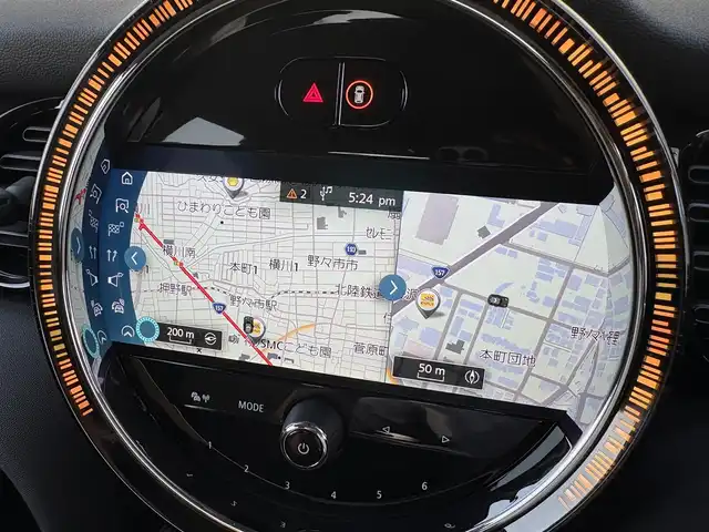 ＭＩＮＩ ＢＭＷ ミニ クーパー クラシックトリム 石川県 2022(令4)年 1.5万km ペッパー・ホワイト メーカーナビ/（FM/AM/CD/Bluetooth）/バックカメラ/パーキングアシスト/衝突軽減/クリアランスソナー/クルーズコントロール/ハーフレザーシート/シートヒーター/ETC/ドライブレコーダー/LEDヘッドライト/純正AW