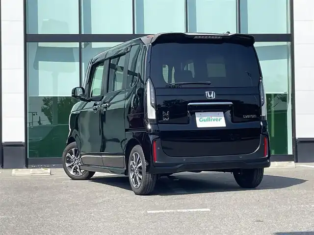 ホンダ Ｎ ＢＯＸ カスタム 和歌山県 2023(令5)年 1.3万km クリスタルブラックパール 純正8インチナビ/バックカメラ/フルセグTV/衝突軽減ブレーキ/レーンキープアシスト/前後コーナーセンサー/オートライト/レーダークルーズコントロール/ビルトインETC/前席シートヒーター/前方ドラレコ/片側パワスラ/純正フロアマット/純正14インチアルミ/ステアリングリモコン/ドアバイザー/ブレーキホールド/プッシュスタート/後席ロール式サンシェード