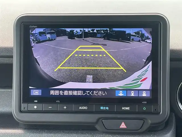 ホンダ Ｎ ＢＯＸ カスタム 和歌山県 2023(令5)年 1.3万km クリスタルブラックパール 純正8インチナビ/バックカメラ/フルセグTV/衝突軽減ブレーキ/レーンキープアシスト/前後コーナーセンサー/オートライト/レーダークルーズコントロール/ビルトインETC/前席シートヒーター/前方ドラレコ/片側パワスラ/純正フロアマット/純正14インチアルミ/ステアリングリモコン/ドアバイザー/ブレーキホールド/プッシュスタート/後席ロール式サンシェード