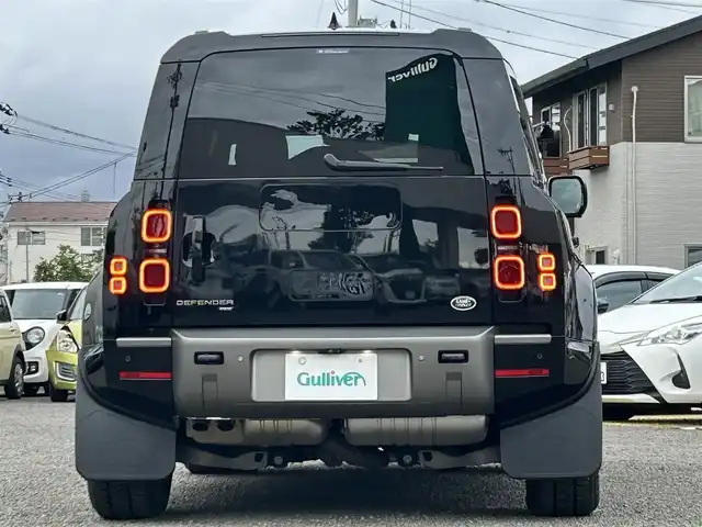 ランドローバー ランドローバー ディフェンダー 110XダイナミックSE 宮城県 2022(令4)年 1.1万km サントリーニブラック /ワンオーナー//パノラミックスライディングルーフ//メリディアンサウンド//エアサスペンション//背面タイヤ有り//純正マルチメディアナビ//AM/FM/BT/スマートフォン連携//黒レザーシート//前席パワーシート//全方位カメラ//アダブティブクルーズコントロール//エマージェンシーブレーキ//ブラインドスポットモニター//LEDヘッドライト//ETC2.0