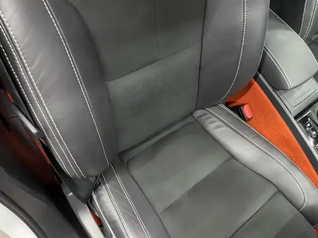 ボルボ ＸＣ４０ B4 AWD Rデザイン 群馬県 2021(令3)年 2.4万km クリスタルホワイトP ワンオーナー/harman/kardonスピーカー/19インチAW/純正ナビ/CarPlay/ハーフレザーシート/パワーシート/シートヒーター/LEDライト/スマートキー/フルセグTV/ETC2.0