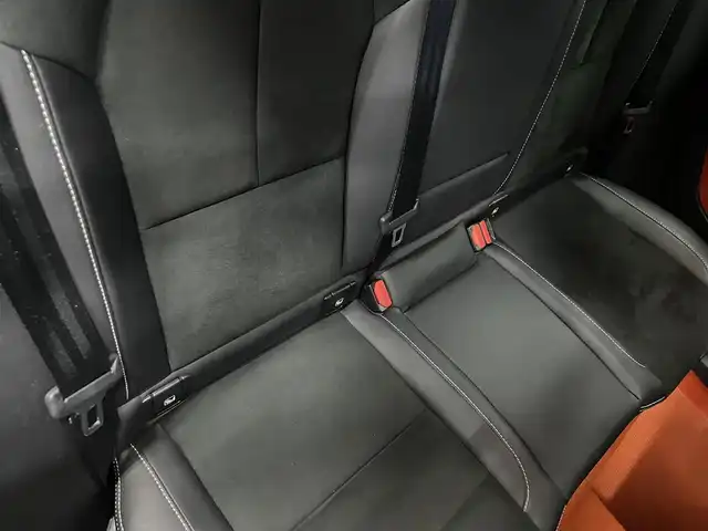 ボルボ ＸＣ４０ B4 AWD Rデザイン 群馬県 2021(令3)年 2.4万km クリスタルホワイトP ワンオーナー/harman/kardonスピーカー/19インチAW/純正ナビ/CarPlay/ハーフレザーシート/パワーシート/シートヒーター/LEDライト/スマートキー/フルセグTV/ETC2.0