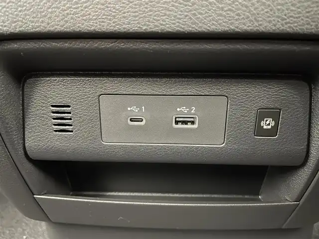 日産 セレナ e－パワー ハイウェイスター V 埼玉県 2025(令7)年 0.1千km プリズムホワイト 登録済み未使用車/アラウンドビューモニター（移動物 検知機能付）/インテリジェントルームミラー　/アドバンスドドライブアシストディスプレイ/（12.3インチカラーディスプレイ）/ワイヤレス充電器/NissanConnectナビゲーションシステム（地デジ内蔵）　/ETC2.0ユニット（ビルトインタイプ）/ドライブレコーダー（前後セット）/プロパイロット（ナビリンク機能付）/プロパイロット緊急停止支援システム（SOSコール機能付）　/後席専用モニター/エマージェンシーブレーキ/両側デンドウスライドドア（ハンズフリー）/オートLEDライト/オートハイビーム/オートブレーキホールド/前後コーナーセンサー