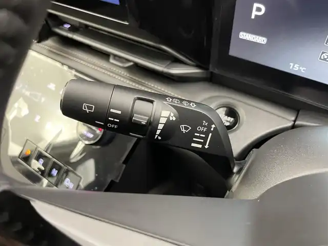 日産 セレナ e－パワー ハイウェイスター V 埼玉県 2025(令7)年 0.1千km プリズムホワイト 登録済み未使用車/アラウンドビューモニター（移動物 検知機能付）/インテリジェントルームミラー　/アドバンスドドライブアシストディスプレイ/（12.3インチカラーディスプレイ）/ワイヤレス充電器/NissanConnectナビゲーションシステム（地デジ内蔵）　/ETC2.0ユニット（ビルトインタイプ）/ドライブレコーダー（前後セット）/プロパイロット（ナビリンク機能付）/プロパイロット緊急停止支援システム（SOSコール機能付）　/後席専用モニター/エマージェンシーブレーキ/両側デンドウスライドドア（ハンズフリー）/オートLEDライト/オートハイビーム/オートブレーキホールド/前後コーナーセンサー