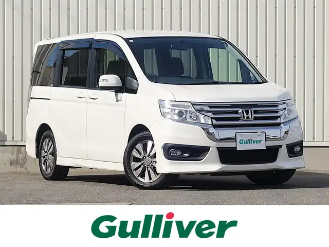 ホンダ ステップワゴン スパーダ パワーエディション 山形県 2013(平25)年 13.6万km ホワイトオーキッドパール 4WD/ワンオーナー/純正フリップダウン/純正メモリナビ/　　【CD DVD フルセグ USB】/バックカメラ/両側パワースライドドア/HIDオートヘッドライト/純正16インチアルミホイール/アイドリングストップ/ステアリングスイッチ/パドルシフト/電動格納ウィンカーミラー/純正フロアマット/ドアバイザ―/スマートキー/ETC