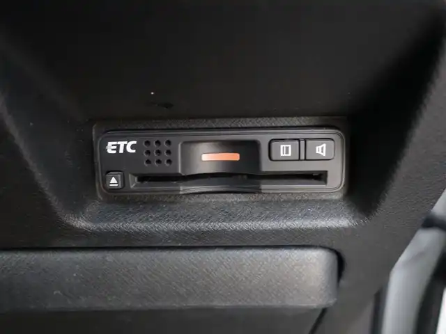 ホンダ ステップワゴン スパーダ パワーエディション 山形県 2013(平25)年 13.6万km ホワイトオーキッドパール 4WD/ワンオーナー/純正フリップダウン/純正メモリナビ/　　【CD DVD フルセグ USB】/バックカメラ/両側パワースライドドア/HIDオートヘッドライト/純正16インチアルミホイール/アイドリングストップ/ステアリングスイッチ/パドルシフト/電動格納ウィンカーミラー/純正フロアマット/ドアバイザ―/スマートキー/ETC