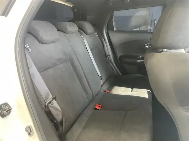 日産 ジューク ニスモ 岐阜県 2013(平25)年 15.3万km ブリリアントホワイトパール カロッツェリア製ナビ（フルセグ・Ｂｌｕｅｔｏｏｔｈ・ＣＤ・ＤＶＤ）/ETC　/純正18インチアルミホイール　/純正フロアマット　/純正ドアバイザー　/４WD　/保証書　/取扱説明書　/ナビ取扱説明書　/オートエアコン/プッシュスタート