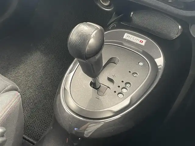 日産 ジューク ニスモ 岐阜県 2013(平25)年 15.3万km ブリリアントホワイトパール カロッツェリア製ナビ（フルセグ・Ｂｌｕｅｔｏｏｔｈ・ＣＤ・ＤＶＤ）/ETC　/純正18インチアルミホイール　/純正フロアマット　/純正ドアバイザー　/４WD　/保証書　/取扱説明書　/ナビ取扱説明書　/オートエアコン/プッシュスタート