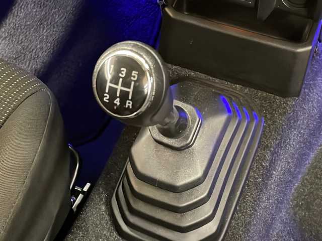 スズキ ジムニー XL 道央・札幌 2019(令1)年 8.3万km ブルーイッシュブラックパール3 純正メーカーナビ/スタッドレスタイヤ/オートライトバックカメラ/プッシュスタート/電格ミラー/Ｄ+Ｎ席シートヒーター/社外ドリンクホルダー/ミラーヒーター/AM/FM/CD/DVD/SD/Bluetooth/USB/ETC