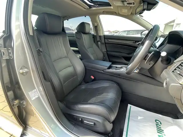 ホンダ アコード EX 宮崎県 2020(令2)年 1.7万km ルナシルバーM 純正メモリーナビ/フルセグ/Bluetooth/サンルーフ/ヘッドアップディスプレイ/ブラインドスポットモニター/コーナーセンサー/シートメモリー付きパワーシート(D/N)/パドルシフト/全席/後席シートヒーター/ワイヤレス充電器/アイドリングストップ/ETC/スペアキー(1本)