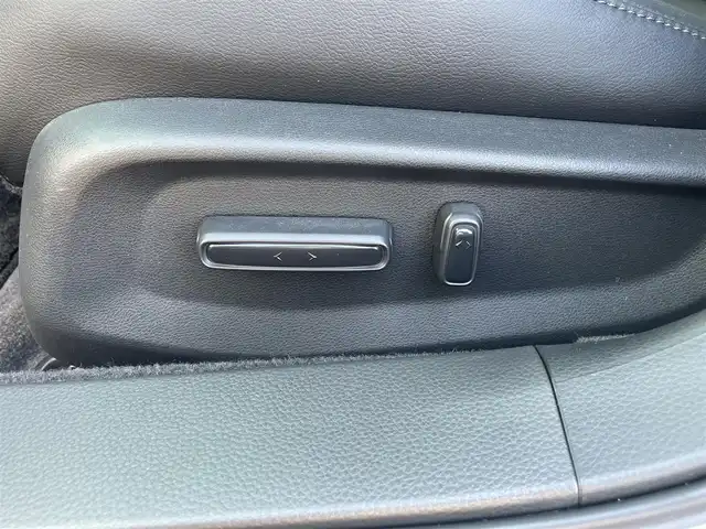 ホンダ アコード EX 宮崎県 2020(令2)年 1.7万km ルナシルバーM 純正メモリーナビ/フルセグ/Bluetooth/サンルーフ/ヘッドアップディスプレイ/ブラインドスポットモニター/コーナーセンサー/シートメモリー付きパワーシート(D/N)/パドルシフト/全席/後席シートヒーター/ワイヤレス充電器/アイドリングストップ/ETC/スペアキー(1本)