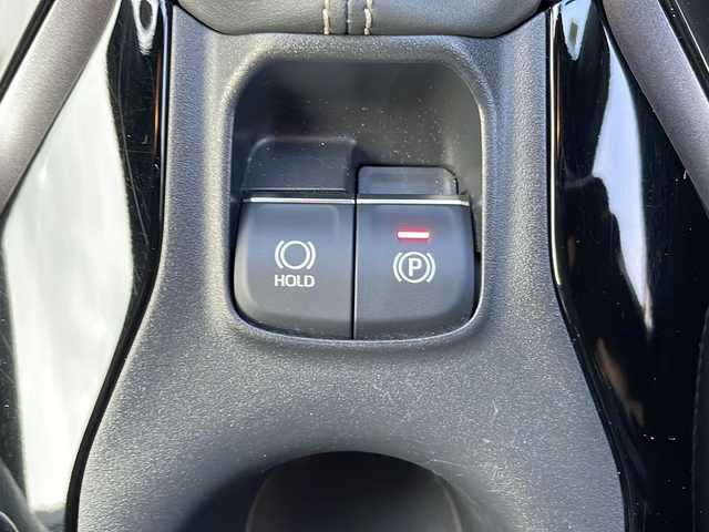 トヨタ カローラ ハイブリット ダブルバイビー 大阪府 2021(令3)年 3.5万km ホワイトパールクリスタルシャイン ワンオーナー/純正メモリナビ/・AM/FM/Bluetooth/・フルセグテレビ/モデリスタエアロ/バックカメラ/ビルトインETC/前後ドライブレコーダー/レーダークルーズコントロール/衝突軽減ブレーキ/レーンキープアシスト/ブラインドスポットモニター/横滑り防止装置/盗難防止装置/電動パーキングブレーキ/前後コーナーセンサー/シートヒーター（D席+N席）/LEDヘッドライト/オートマチックハイビーム/オートライト/オートエアコン/プッシュスタートボタン/スマートキー×2/ステアリングリモコン/革巻きステアリング/純正17インチアルミホイール/12V充電器/USBジャック/純正フロアマット/保証書/取扱説明書