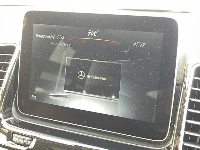 メルセデス・ベンツ ＧＬＥ３５０ｄ 東京都 2017(平29)年 4.5万km 白 純正メーカーナビ/【TV/Bluetooth/DVD/CD/SD/USB】/ETC/全方位カメラ/Harmon Kardon /アシスト機能/・アクティブブレーキアシスト/・アテンションアシスト/・レーンキープアシスト/・ブラインドスポットシステム/・レーダークルーズコントロール/・ステアリングパイロット/パノラマサンルーフ/D/N席パワーシート/D/N席メモリーシート/全席シートヒーター/パワーバックドア/プッシュスタート/スマートキー×2