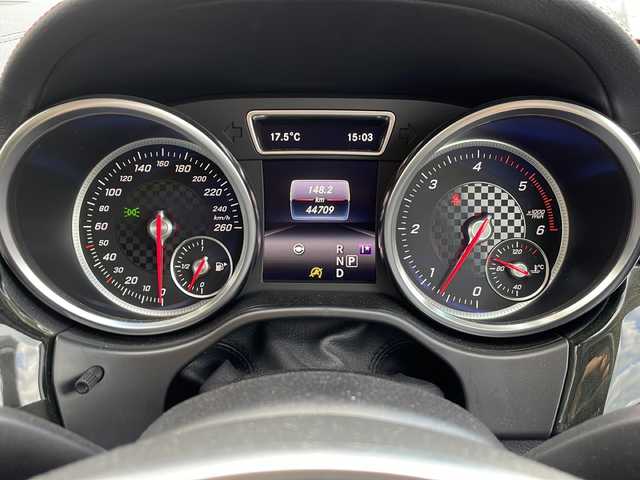 メルセデス・ベンツ ＧＬＥ３５０ｄ 東京都 2017(平29)年 4.5万km 白 純正メーカーナビ/【TV/Bluetooth/DVD/CD/SD/USB】/ETC/全方位カメラ/Harmon Kardon /アシスト機能/・アクティブブレーキアシスト/・アテンションアシスト/・レーンキープアシスト/・ブラインドスポットシステム/・レーダークルーズコントロール/・ステアリングパイロット/パノラマサンルーフ/D/N席パワーシート/D/N席メモリーシート/全席シートヒーター/パワーバックドア/プッシュスタート/スマートキー×2