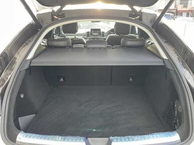 メルセデス・ベンツ ＧＬＥ３５０ｄ 東京都 2017(平29)年 4.5万km 白 純正メーカーナビ/【TV/Bluetooth/DVD/CD/SD/USB】/ETC/全方位カメラ/Harmon Kardon /アシスト機能/・アクティブブレーキアシスト/・アテンションアシスト/・レーンキープアシスト/・ブラインドスポットシステム/・レーダークルーズコントロール/・ステアリングパイロット/パノラマサンルーフ/D/N席パワーシート/D/N席メモリーシート/全席シートヒーター/パワーバックドア/プッシュスタート/スマートキー×2