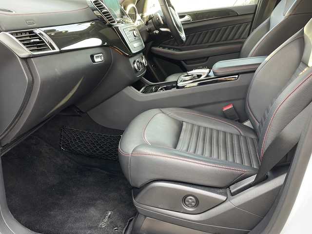 メルセデス・ベンツ ＧＬＥ３５０ｄ 東京都 2017(平29)年 4.5万km 白 純正メーカーナビ/【TV/Bluetooth/DVD/CD/SD/USB】/ETC/全方位カメラ/Harmon Kardon /アシスト機能/・アクティブブレーキアシスト/・アテンションアシスト/・レーンキープアシスト/・ブラインドスポットシステム/・レーダークルーズコントロール/・ステアリングパイロット/パノラマサンルーフ/D/N席パワーシート/D/N席メモリーシート/全席シートヒーター/パワーバックドア/プッシュスタート/スマートキー×2