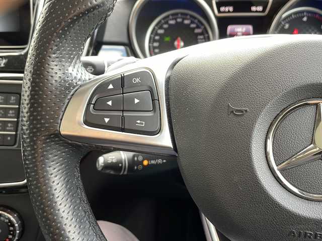 メルセデス・ベンツ ＧＬＥ３５０ｄ 東京都 2017(平29)年 4.5万km 白 純正メーカーナビ/【TV/Bluetooth/DVD/CD/SD/USB】/ETC/全方位カメラ/Harmon Kardon /アシスト機能/・アクティブブレーキアシスト/・アテンションアシスト/・レーンキープアシスト/・ブラインドスポットシステム/・レーダークルーズコントロール/・ステアリングパイロット/パノラマサンルーフ/D/N席パワーシート/D/N席メモリーシート/全席シートヒーター/パワーバックドア/プッシュスタート/スマートキー×2