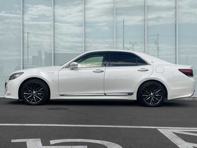 トヨタ クラウン ハイブリッド アスリートS 神奈川県 2015(平27)年 8.7万km ホワイトパールクリスタルシャイン 純正ナビ　/クルーズコントロール　/バックカメラ　/パワーシート　/ビルドインＥＴＣ　/ドライブレコーダー　/ＭＴモード付ＡＴ　/社外ドラレコ前後　/純正エアロ　/ＣＤ／ＤＶＤ／ＢＴ