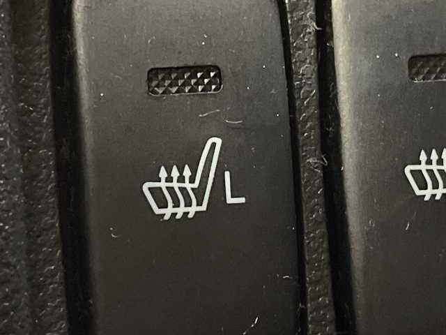 ダイハツ キャスト スタイル GプライムコレSAⅢ 群馬県 2020(令2)年 3.7万km ブラックマイカメタリック 純正ナビ　/全周囲カメラ　/ＥＴＣ　/純正ドラレコ　/ＬＥＤライト　/オートマチックハイビーム　/ハーフレザーシート　/シートヒーター　/革巻きステアリング　/衝突被害軽減ブレーキ　/クリアランスソナー　/禁煙車