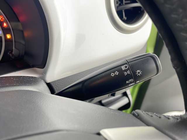 スズキ ハスラー X 栃木県 2016(平28)年 1.7万km ポジティブグリーンメタリック/ブラック2トーン 禁煙車/4WD/純正メモリーナビ/・SD/CD/iPod/USB/ワンセグ/バックカメラ/衝突軽減ブレーキ/車線逸脱警報/ヒルディセントコントロール/グリップコントロール/前席シートヒーター/社外ETC/前側ドライブレコーダー/純正15インチAW