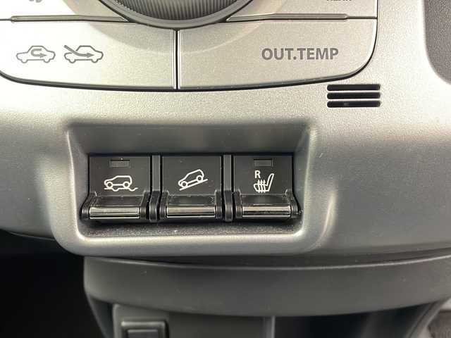 スズキ ハスラー X 栃木県 2016(平28)年 1.7万km ポジティブグリーンメタリック/ブラック2トーン 禁煙車/4WD/純正メモリーナビ/・SD/CD/iPod/USB/ワンセグ/バックカメラ/衝突軽減ブレーキ/車線逸脱警報/ヒルディセントコントロール/グリップコントロール/前席シートヒーター/社外ETC/前側ドライブレコーダー/純正15インチAW