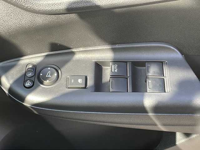 ホンダ フィット ハイブリット Lパッケージ 福島県 2016(平28)年 7.6万km プレミアムホワイトパールⅡ 純正ナビ　バックＣ　フルセグ　ＢＴ　ＥＴＣ　クルコン　ステリモ　純正エンスタ　スマートキー　ワイパーデザイアー　ＥＣＯＮ　電格ミラー　前後ドラレコ　ＬＥＤヘッドライト　オートライト　ドアバイザー