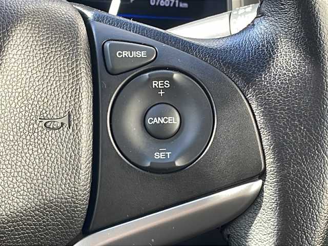 ホンダ フィット ハイブリット Lパッケージ 福島県 2016(平28)年 7.6万km プレミアムホワイトパールⅡ 純正ナビ　バックＣ　フルセグ　ＢＴ　ＥＴＣ　クルコン　ステリモ　純正エンスタ　スマートキー　ワイパーデザイアー　ＥＣＯＮ　電格ミラー　前後ドラレコ　ＬＥＤヘッドライト　オートライト　ドアバイザー