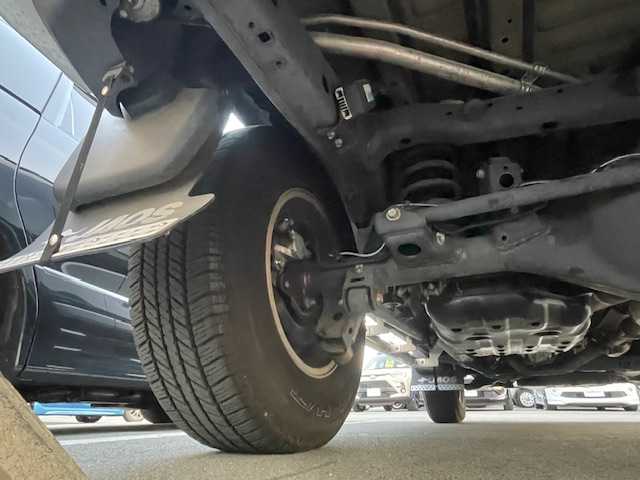 トヨタ ＦＪクルーザー オフロードパッケージ 静岡県 2013(平25)年 0.9万km 黒Ⅱ 登録時8351キロ　実走行/法人ワンオーナー/純正メモリナビ・フルセグTV/Bluetooth・CD・DVD再生/バックカメラ/JAOSバンパープロテクター/JAOSマッドフラップ/ルーフレール/クリアランスソナー/ETC/ドライブレコーダー/社外マフラー/クルーズコントロール