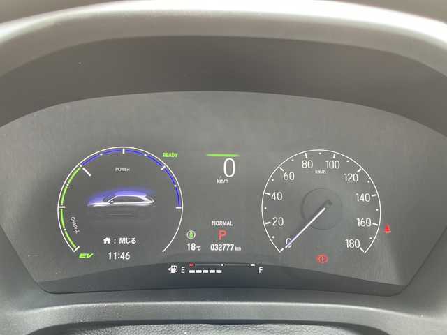 ホンダ ヴェゼル ハイブリッド e:HEV X 鹿児島県 2022(令4)年 3.3万km プラチナホワイトパール 純正ナビ/Bluetooth/TV/AM/FM/車内Wi-Fi/フルセグ/クルーズコントロール/ACC/LKAS/路外逸脱抑制機能/コーナーセンサー/ETC/バックカメラ/横滑り防止装置/純正フロアマット/純正AW16インチ
