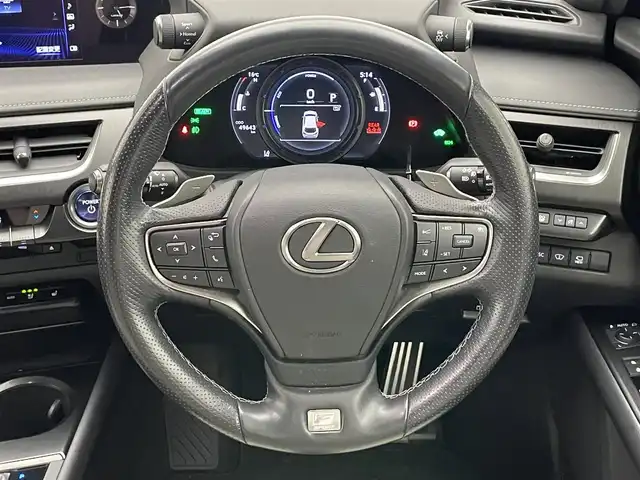 レクサス ＵＸ 250h Fスポーツ 愛知県 2020(令2)年 5万km ホワイトノーヴァガラスフレーク 純正ナビ　フルセグＴＶ　Ｂｌｕｅｔｏｏｔｈ　白革　シートヒーター　ステアリングヒーター　マークレビンソン　ワイヤレス充電　衝突軽減　追従クルコン　ＨＵＤ　ＢＳＭ　三眼ＬＥＤライト　前後ドラレコ　パドルシフト　フォグランプ　電動リアゲート　禁煙車
