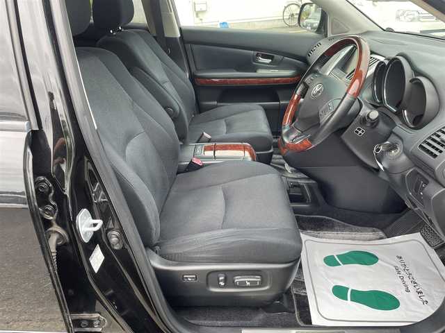 トヨタ ハリアー 240G プレミアム Lパッケージ 神奈川県 2010(平22)年 4万km 黒