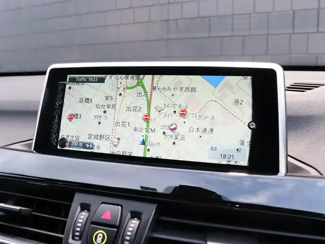 ＢＭＷ Ｘ１ xDrive 20i Xライン 宮城県 2016(平28)年 2.4万km 茶 純正ナビ【ＢＴ／ＣＤ／ＤＶＤ／ＡＵＸ】/ワンオーナー　/インテリジェントセーフティ　/バックカメラ　/パーキングアシスト/コーナーセンサー(前後)　/ルーフレール　/ハーフレザーシート　/ミラー一体型ＥＴＣ　/純正１８インチＡＷ　/ダウンヒルアシストコントロール/プッシュスタート/コンフォートアクセス/LIMスイッチ/MTモード付/純正フロアマット/オートライト/LEDヘッドライト/禁煙車/カラーコード：C29