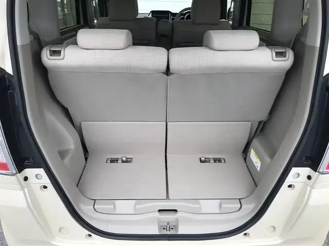 ホンダ Ｎ ＢＯＸ 2トーン G Lパッケージ 栃木県 2016(平28)年 6.8万km プレミアムアイボリーパール2トーン 株)IDOMが運営する【じしゃロン小山店】の自社ローン専用車両になります。こちらは現金またはオートローンご利用時の価格です。自社ローンご希望の方は別途その旨お申付け下さい//禁煙車/スマートキー/エンジンプッシュスタート/カーナビ/ワンセグTV/AM/FMラジオ/CD/DVD再生可能/ブルートゥース/バックカメラ/ETC/ドライブレコーダー/ステアリングリモコン/片側パワースライドドア/電動格納ドアミラー/新車時/保証書/取り扱い説明書