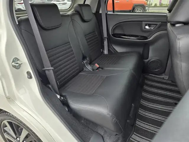 ダイハツ キャスト スポーツ SAⅢ 鹿児島県 2018(平30)年 1.8万km パールホワイトⅢ ターボ車　/ビルトインＥＴＣ　/Ｄ＋Ｎ席シートヒーター　/パドルシフト　/ＭＴモード付きＡＴ　/ＭＯＭＯ製革巻きステアリング　　/純正ＳＤナビ（ＮＳＺＰーＷ６８Ｄ）　/Ｂｌｕｅｔｏｏｔｈオーディオ　/スマートアシストIII/カーボン調ブラックルーフ/LEDヘッドライト/純正スポーティサスペンション/前方ドライブレコーダー/後方コーナーセンサー/純正アルミホイール(16インチ)/横滑り防止装置