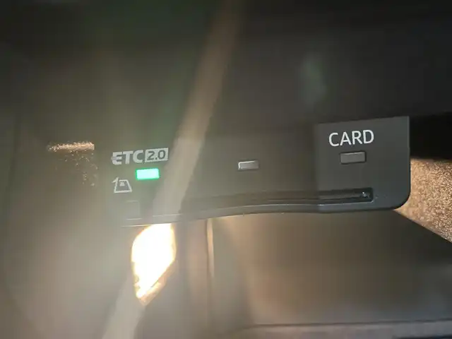 アウディ Ａ３ SB 30TFSI シグネチャーED 静岡県 2020(令2)年 4.7万km グレイシアホワイトメタリック 純正ナビ/（CD/CDチェンジャー、AUX、USB接続端子）/Bluetooth接続/ETC2.0/バックカメラ/前席パワーシート・シートヒーター/純正フロアマット/パーキングアシスト/アイドリングストップ/前後ドラレコ/前後コーナーセンサー/クルーズコントロール/レーンキープアシスト/純正17インチAW
