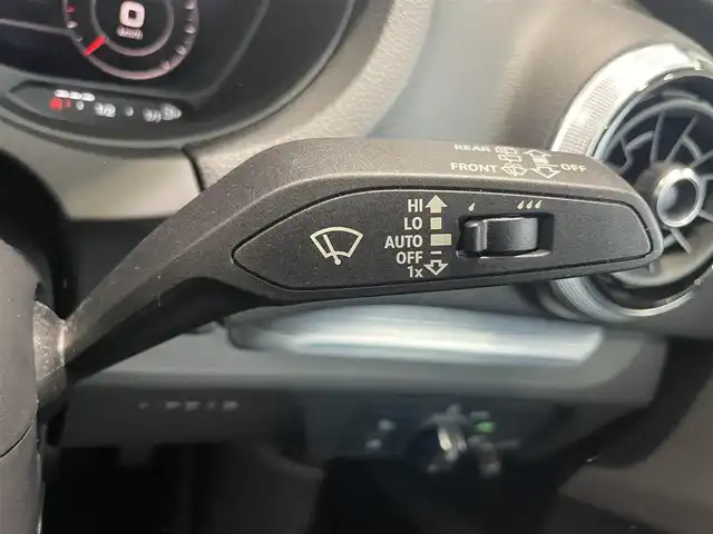 アウディ Ａ３ SB 30TFSI シグネチャーED 静岡県 2020(令2)年 4.7万km グレイシアホワイトメタリック 純正ナビ/（CD/CDチェンジャー、AUX、USB接続端子）/Bluetooth接続/ETC2.0/バックカメラ/前席パワーシート・シートヒーター/純正フロアマット/パーキングアシスト/アイドリングストップ/前後ドラレコ/前後コーナーセンサー/クルーズコントロール/レーンキープアシスト/純正17インチAW
