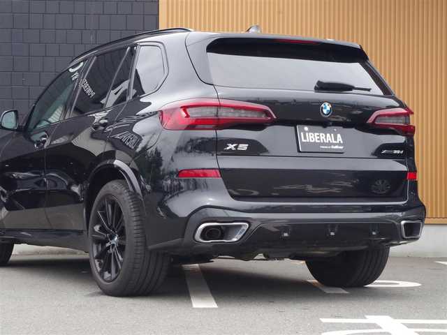 ＢＭＷ Ｘ５ xDrive 35d Mスポーツ 埼玉県 2022(令4)年 2.2万km サファイアブラックP ブラックレザーシート/アダプティブクルーズコントロール/インテリジェントセーフティ/ヘッドアップディスプレイ/CarPlay/パークディスタンスコントロール/ブラインドスポットモニター/コンフォートアクセス/全周囲カメラ/純正ナビ/ルームミラー内臓ETC/フルセグTV/全席シートヒーター/シートポジションメモリー機能